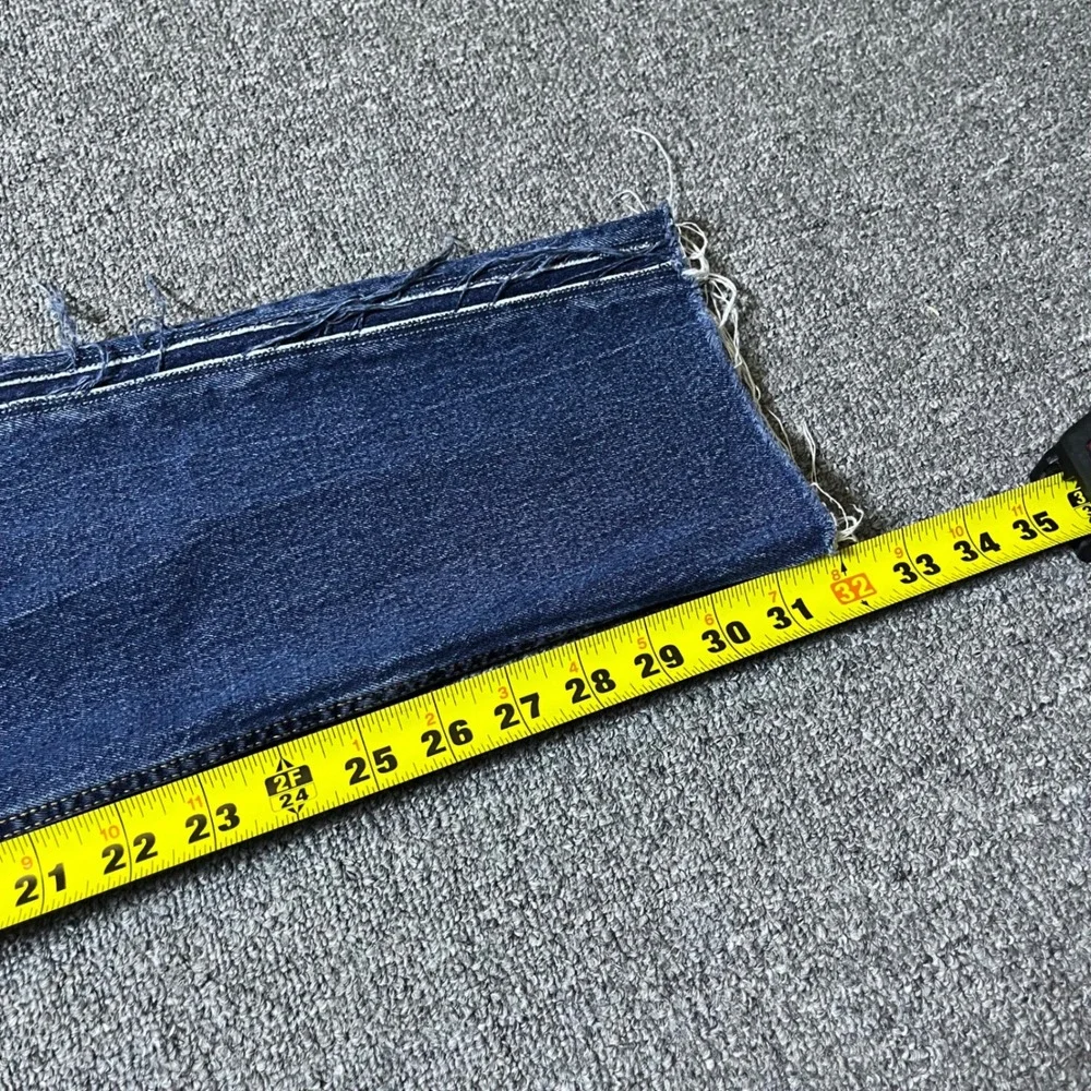 Levis inseam 32
